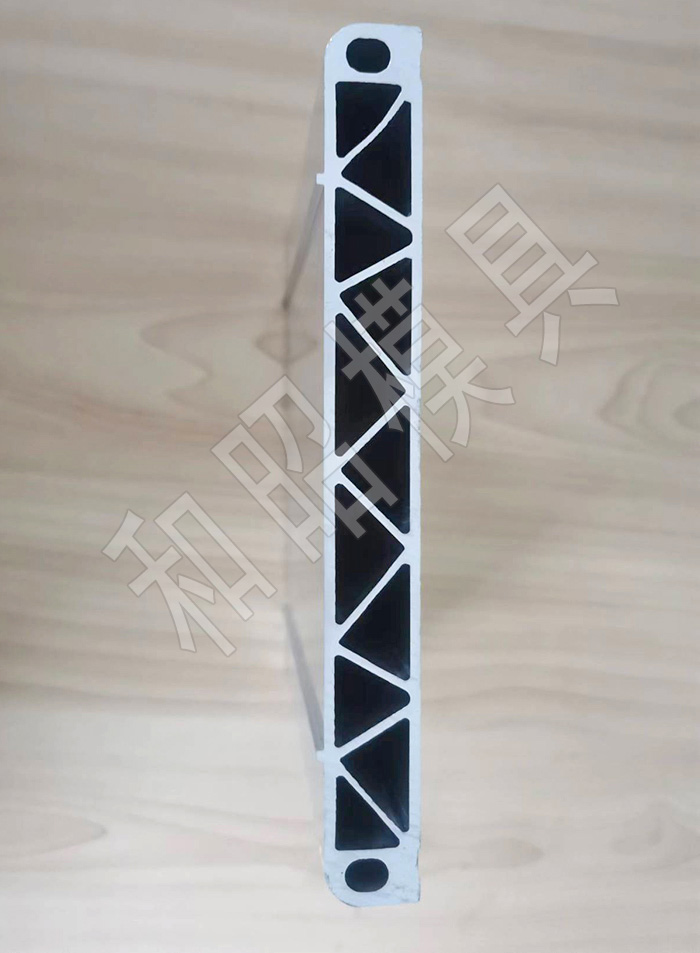 汽車(chē)輕量化模具02-.jpg 汽車(chē)輕量化模具02-.jpg